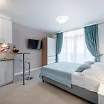 Oyo Deluxe Appartement