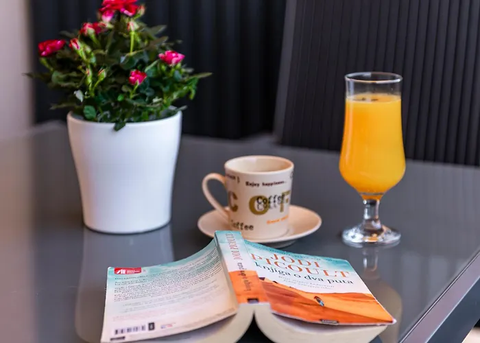 Oyo Deluxe Apartment