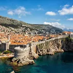 Lägenhet Oyo Deluxe Dubrovnik