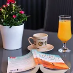 Oyo Deluxe Lägenhet