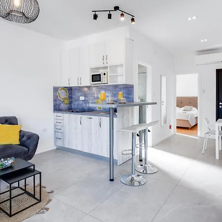 Oyo Deluxe Apartmán
