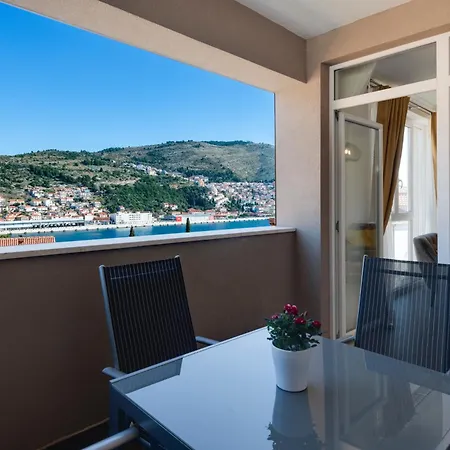 Apartman Oyo Deluxe *